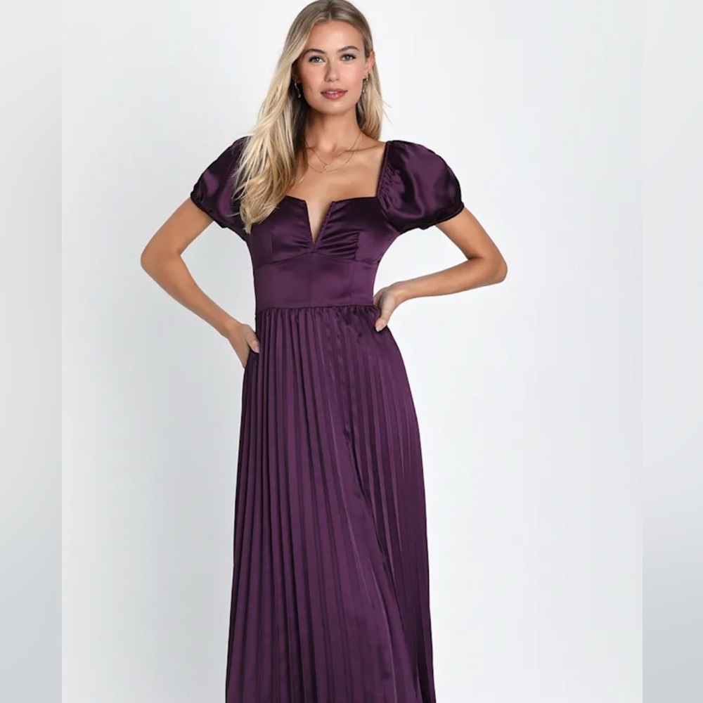 Lulus Flawless Forever Dark Purple Satin Pleated Midi Dress, NWT, size M